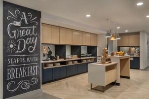 Free daily continental breakfast