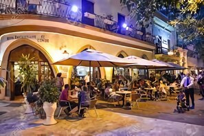 Exterior - Hotel Colonial Blanco (Santo Domingo)