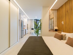 مكواة/لوح كي وواي فاي مجانًا وملاءات أسرّة