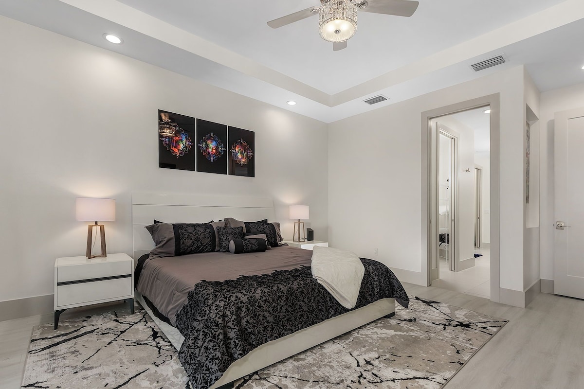 Photo 14 of New Villa! Close to the 🏖️! Heated Pool/Spa, Lanai, Grill, EV🔌! Two King beds!