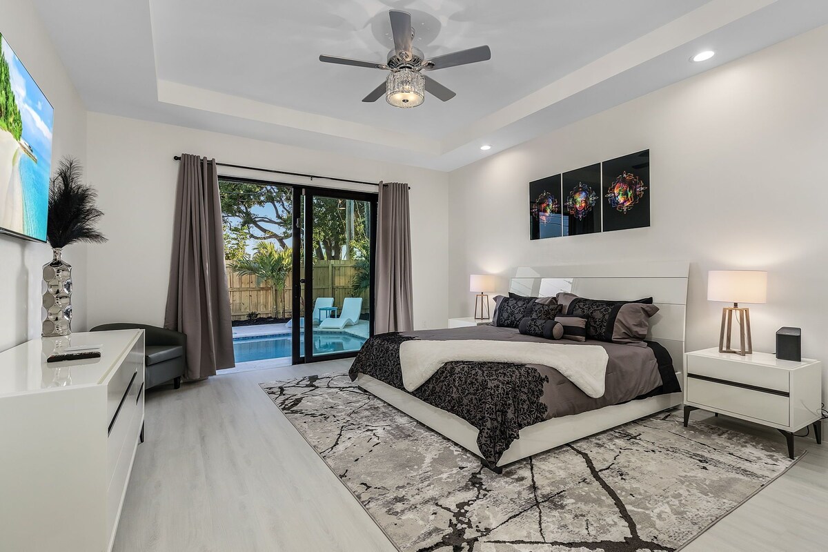 Photo 3 of New Villa! Close to the 🏖️! Heated Pool/Spa, Lanai, Grill, EV🔌! Two King beds!