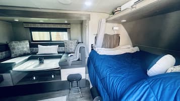 1 habitación, wifi y ropa de cama