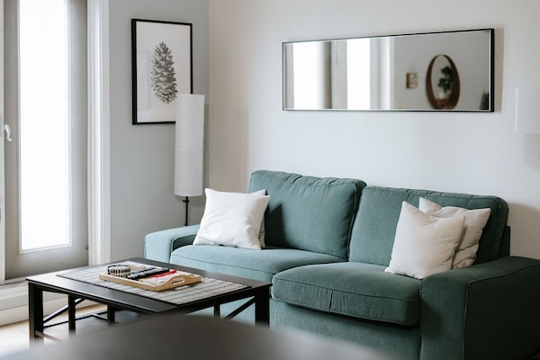 Smart TV, fireplace, table football