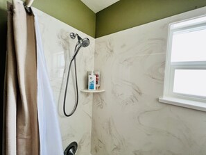 Hårtørrer, håndklæder, Sæbe, Shampoo