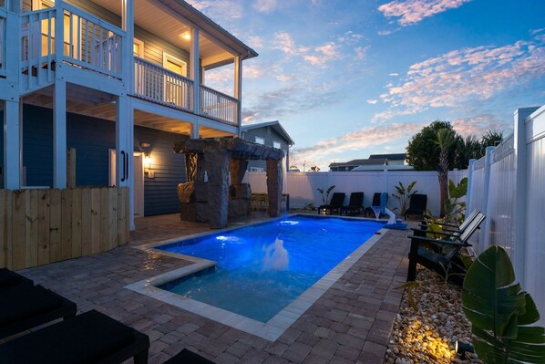 Outdoor pool, a heated pool