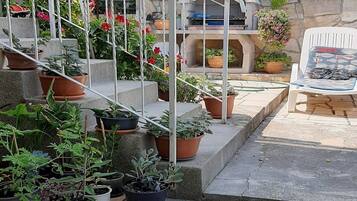 Apartment (Two Bedroom Apartment with Terrace an) | Exterior