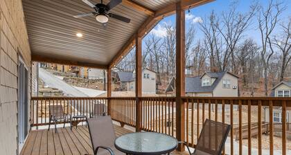 *NEW* 6BR 5BA Lodges by Silver Dollar City & Table Rock Lake Sleeps 16 People
