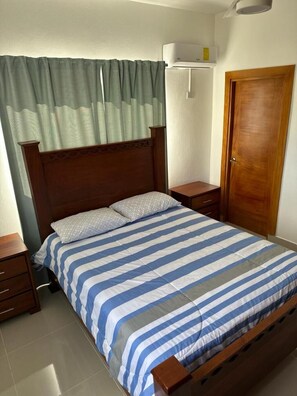3 chambres, fer et planche à repasser, Wi-Fi