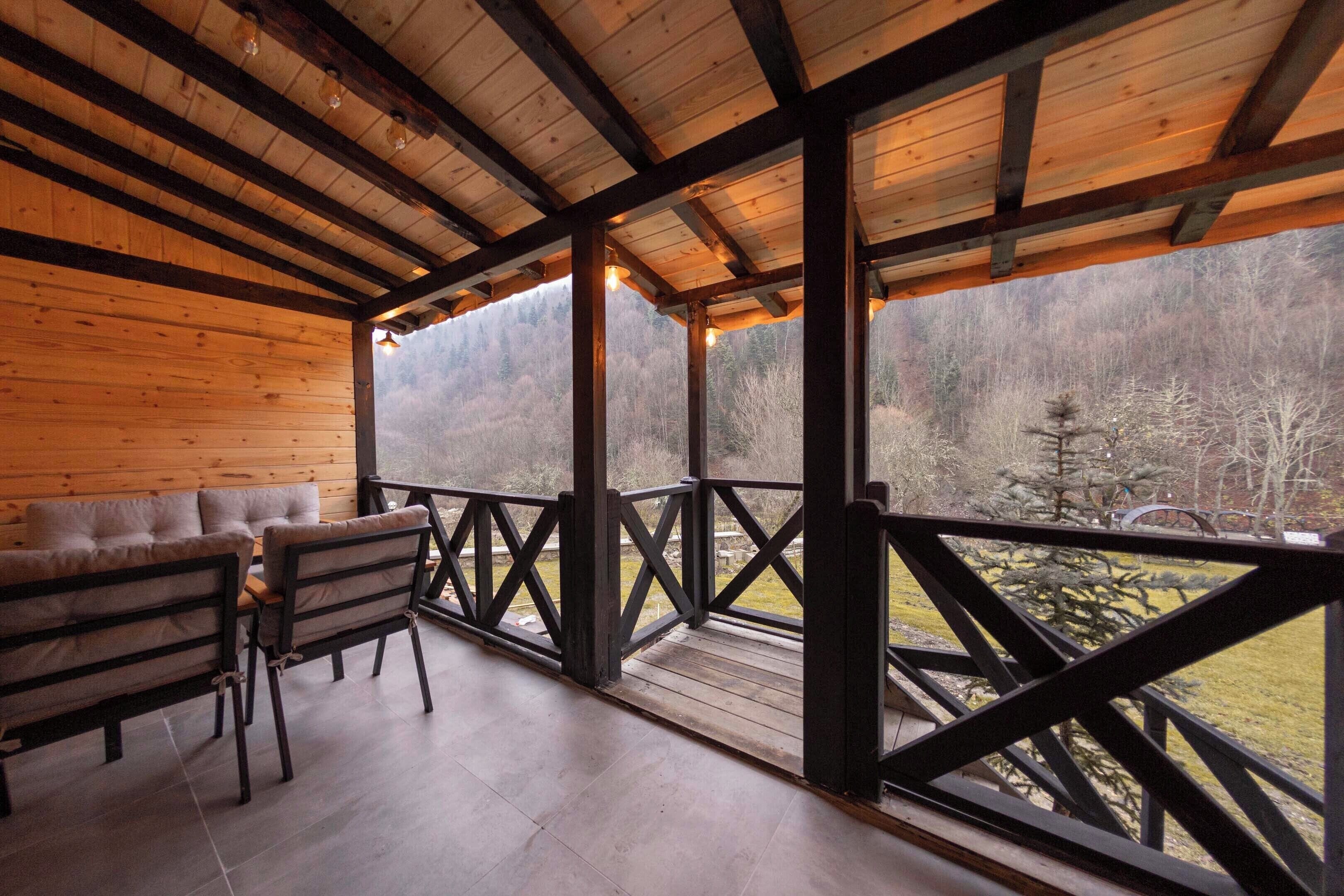 商務木屋, 1 張標準雙人床, 按摩浴缸, 山景 | 高級寢具、免費無線上網、床單