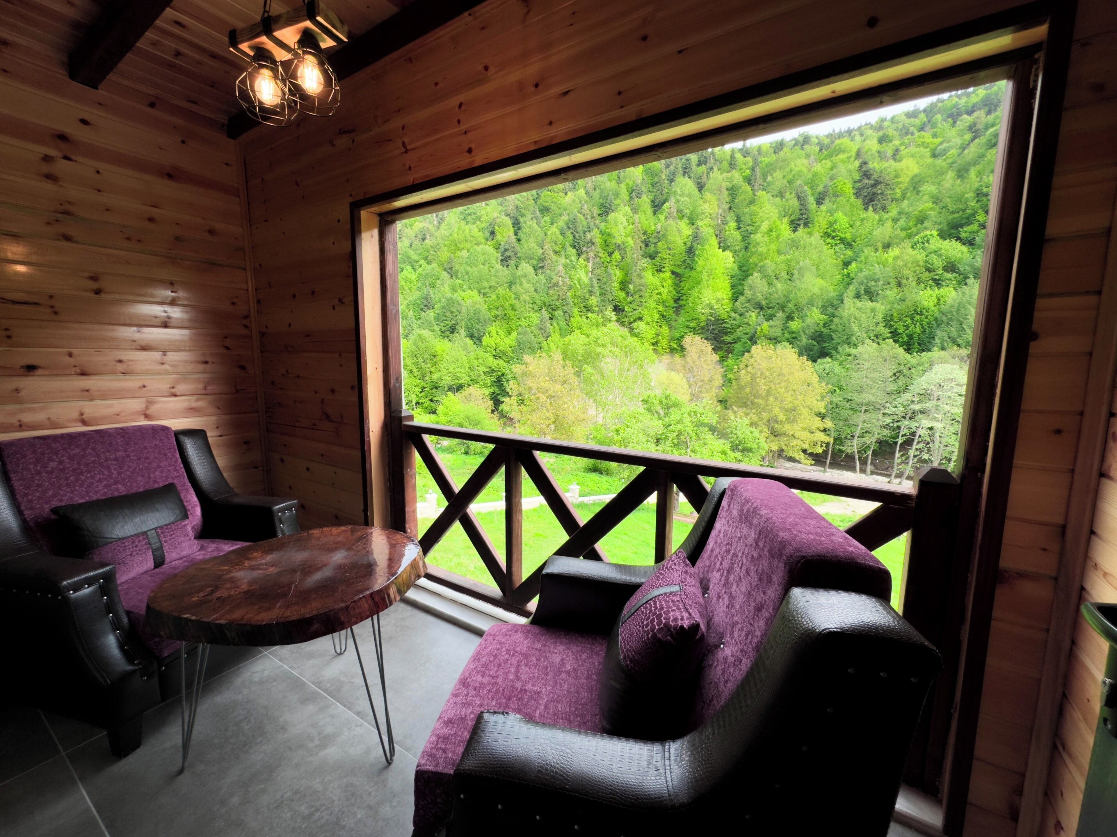 Deluxe Room, Hot Tub, Mountain View | Premium bedding, free WiFi, bed sheets