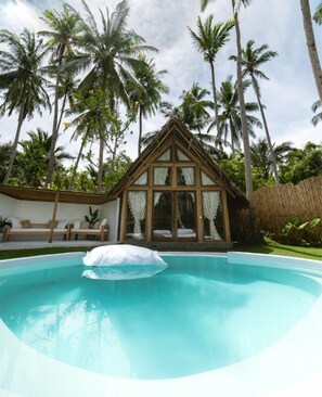 Exclusive Double Room Single Use | In-room safe, free WiFi, bed sheets