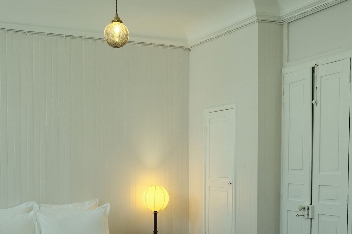 La Parenthèse | In-room safe, desk, free WiFi, bed sheets