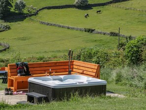 Cottage | Bồn tắm spa ngoài trời