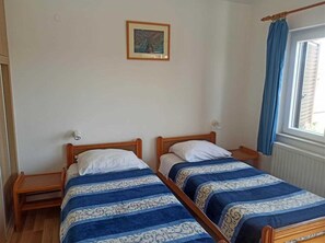 2 bedrooms, free WiFi, bed sheets