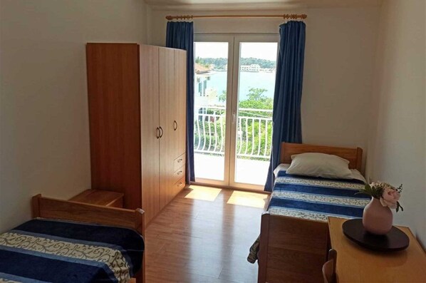2 bedrooms, free WiFi, bed sheets