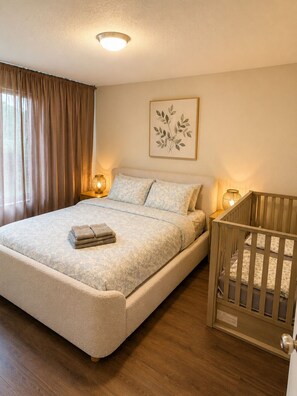 4 Schlafzimmer, Zimmersafe, Schreibtisch, WLAN