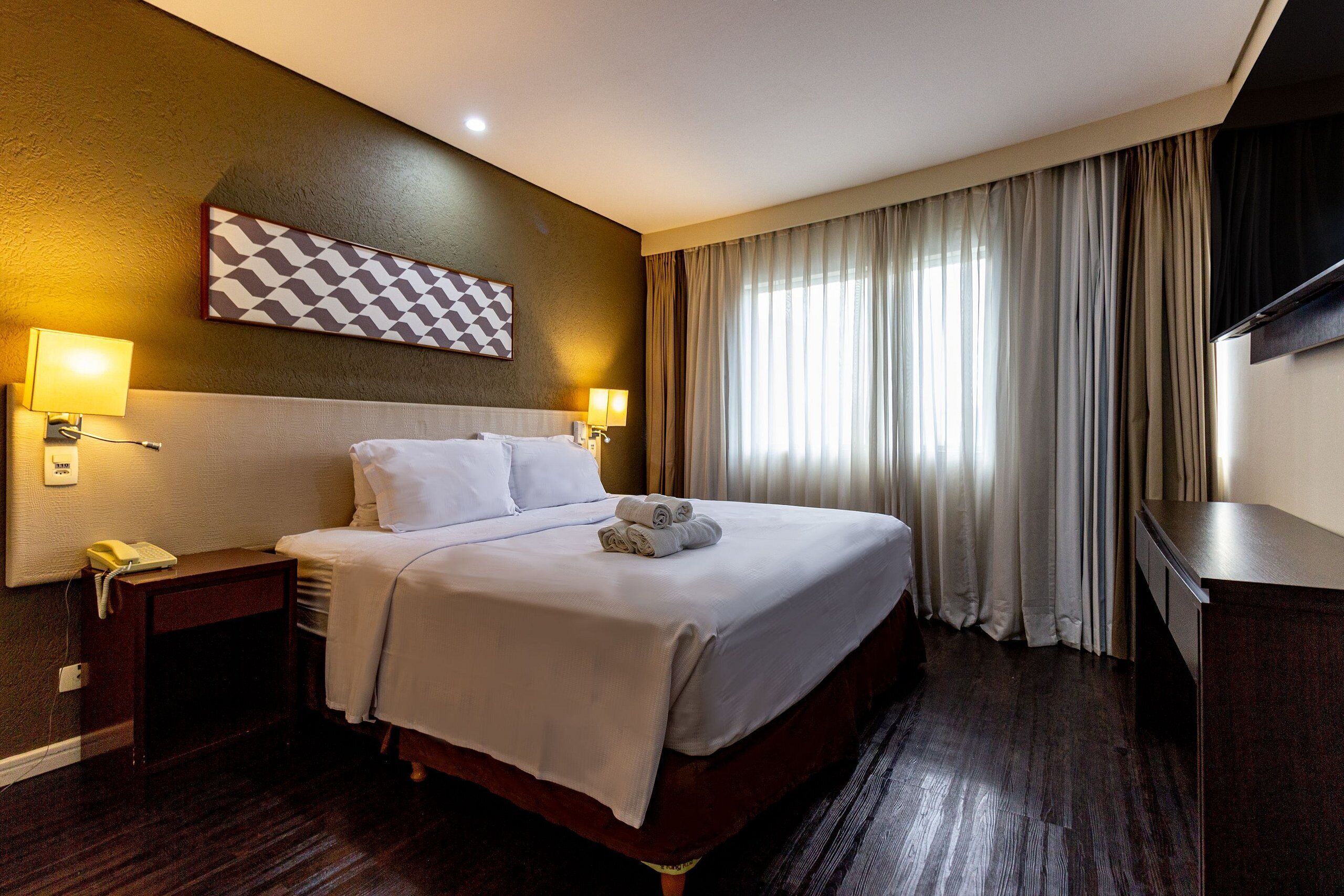 1 bedroom, in-room safe, blackout curtains, free WiFi