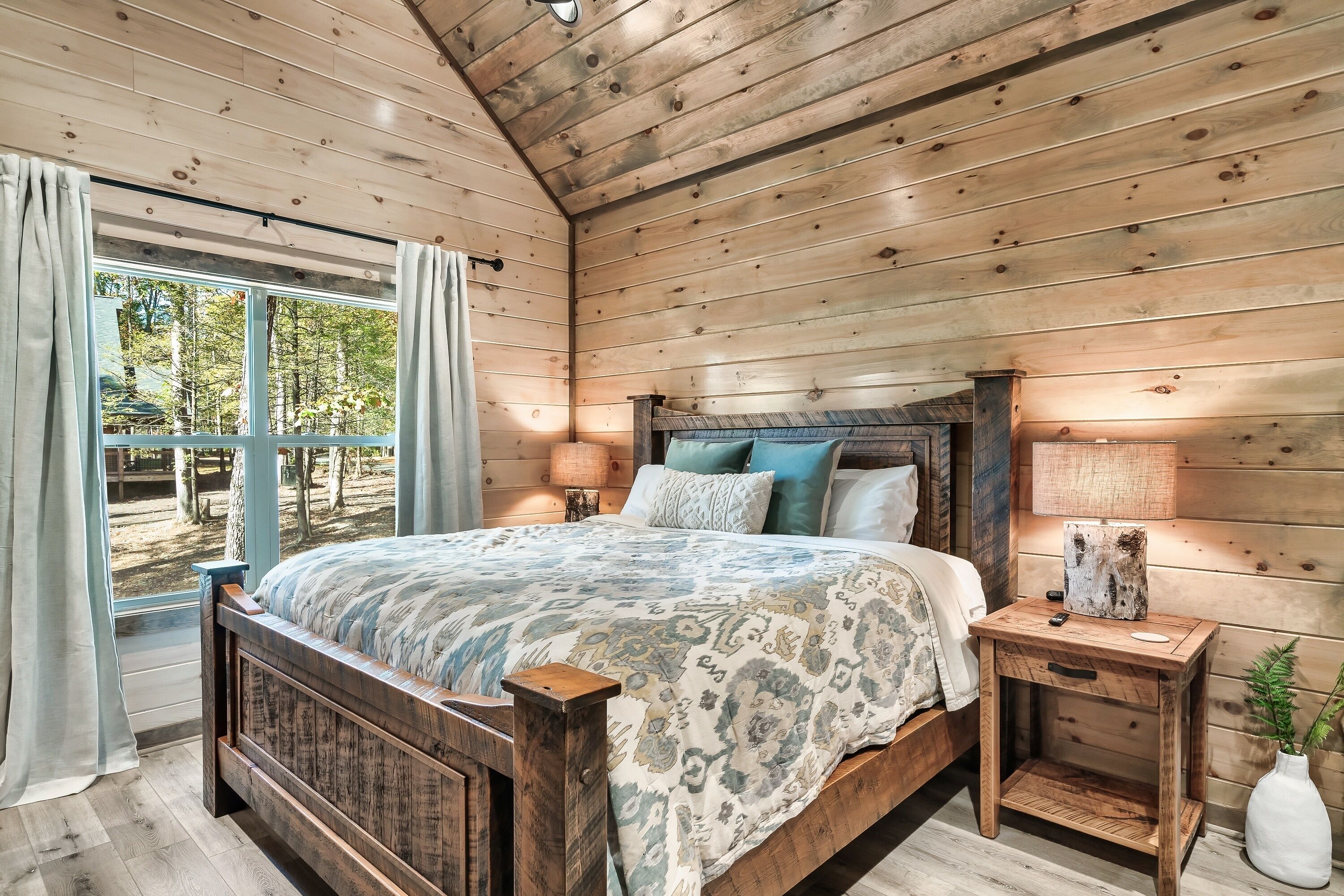 LUXE Swimming Pool cabin * Sleeps 12 * Theater * Game Room