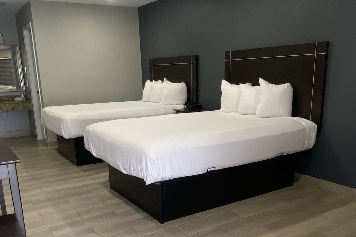 Kamar Double | Wi-Fi gratis dan seprai linen