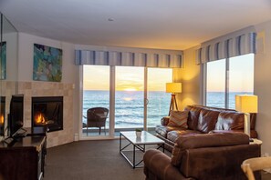 Beach Daze, Unit 403 | Coin séjour