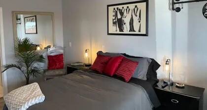 11 Music Room Vintage Motel EV Charging Available