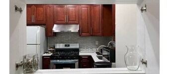 Newly renovated house, 10 minutes from Manhattan