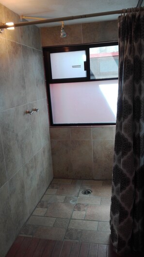Chambre Standard | Salle de bain