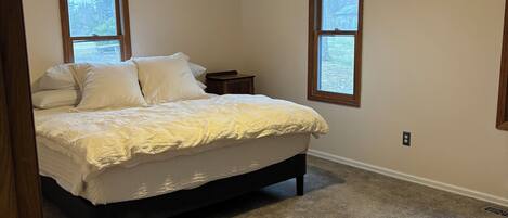 3 Schlafzimmer, Schreibtisch, kostenloses WLAN, Bettwäsche