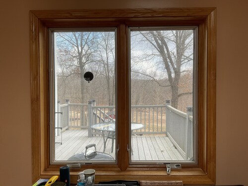 Private 8 acre Ranch backs to 1850 wooded acre Missouri conservation reservation