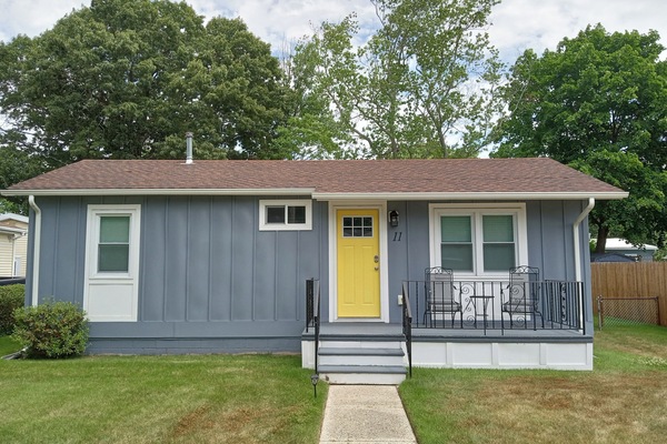 Welcome to Vacation Road House!