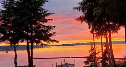 Sunset Vista Cottage By The Sea at Alder Bay #03