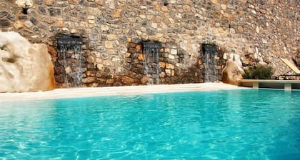 Gorgeous Loft Apartment with Pool in Amalfi Town by AMALFIVACATION.IT