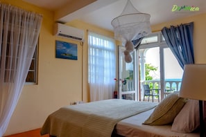 3 bedrooms, in-room safe, desk, iron/ironing board - Oceanfront 3-bedroom villa with spectacular view! (Calibishie)