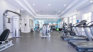 Fitness facility - Disney Getaway – 5 Min Drive, Sleeps 8 (Kissimmee)