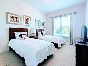 5 bedrooms, iron/ironing board, travel crib, WiFi