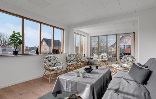 4 bedroom gorgeous home in Aakirkeby