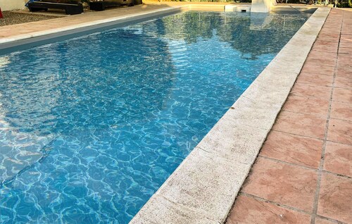 Lovely apartment in Ginasservis