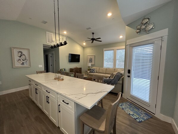 Interior - Always About The Beach: Condo near the beach in the heart of Corolla (Corolla)