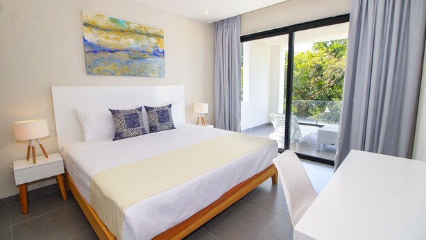 Luxury Apartment, 2 Bedrooms, Balcony | 2 bedrooms, in-room safe, blackout drapes, WiFi (free) - Nick Price Apartments by Spot Rentals (Playa del Carmen)