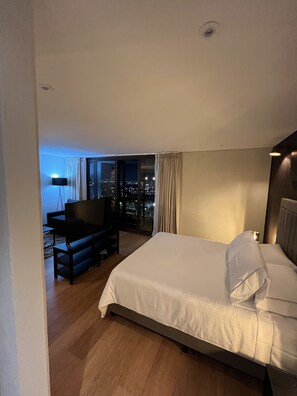 Design-Apartment | 1 Schlafzimmer, Zimmersafe, Schreibtisch, laptopgeeigneter Arbeitsplatz