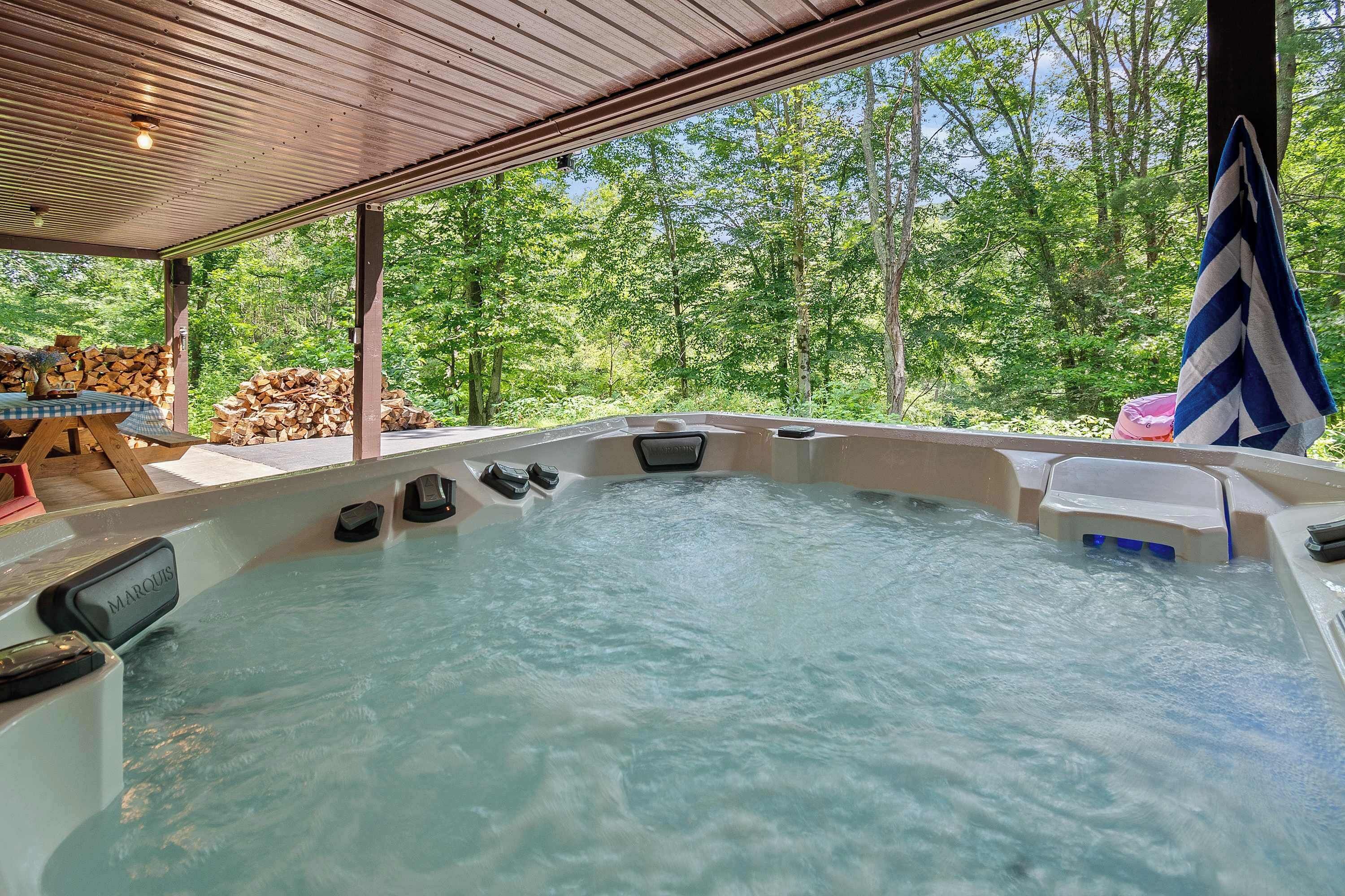 Outdoor spa tub