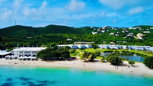 Oceana Beachfront Walkout Condo Sapphire Beach Crystal Cove