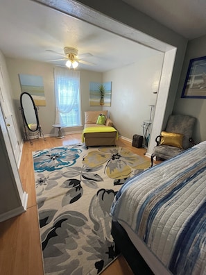 4 bedrooms, iron/ironing board, free WiFi, wheelchair access