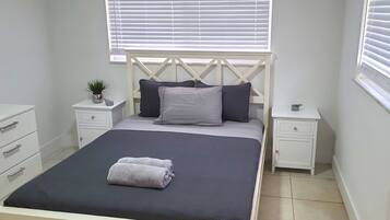 1 quarto, ferros/tábuas de passar roupa, Wi-Fi de cortesia