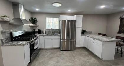 Northwest Tucson 1BR Master Suite