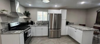 Northwest Tucson 1BR Master Suite