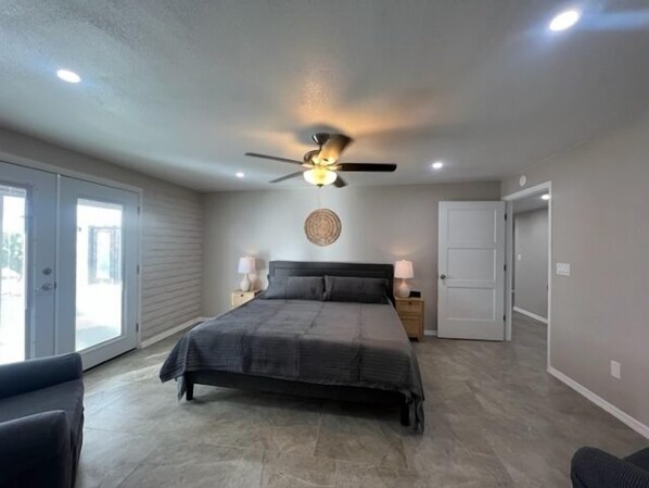 1 bedroom, iron/ironing board, WiFi, bed sheets