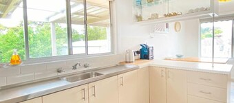 Shudderbug Shack Inverloch