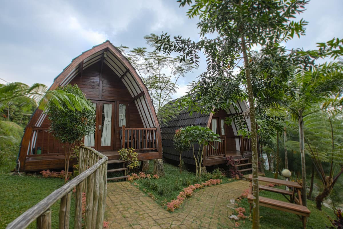 Signature Double Room | Desk, travel crib, free WiFi