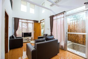 Premier Quadruple Room - Miracle Signature Hills (Ciater)